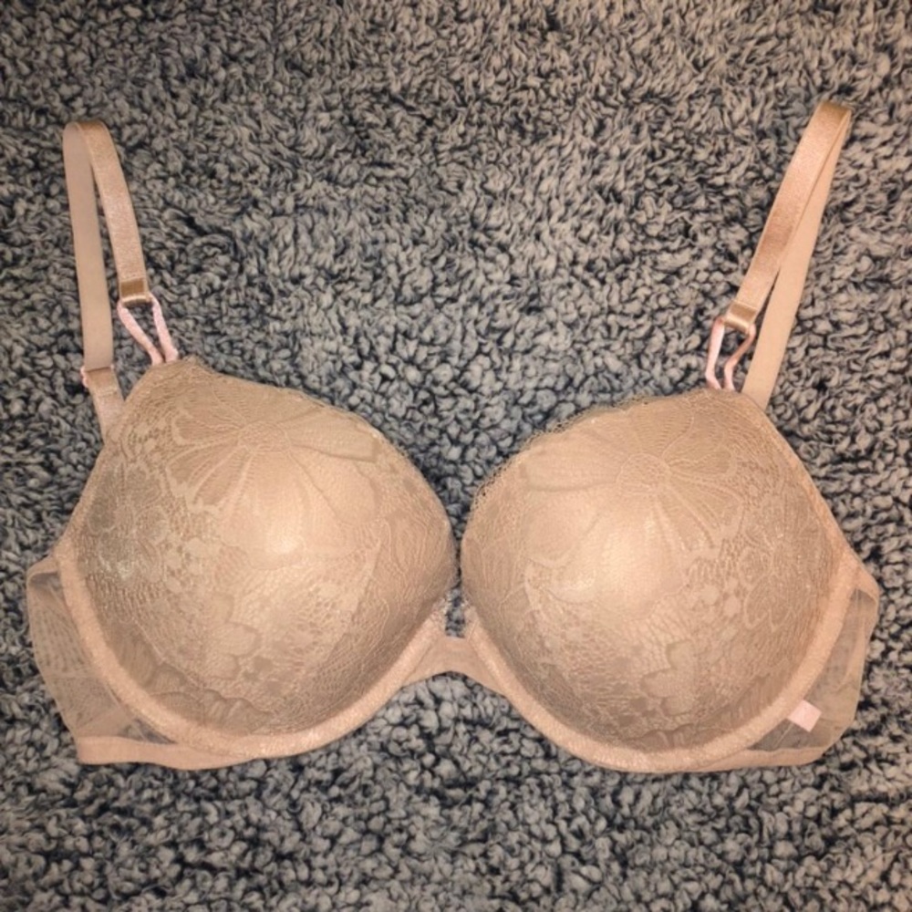 BRAND NEW Victoria’s Secret Push Up Bra